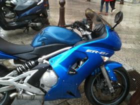 Kawasaki ER6 