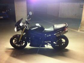 Triumph SPEED TRIPLE 